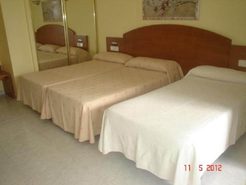 Hotel Pineiro 2 Estrellas Superior 아란자다 외부 사진