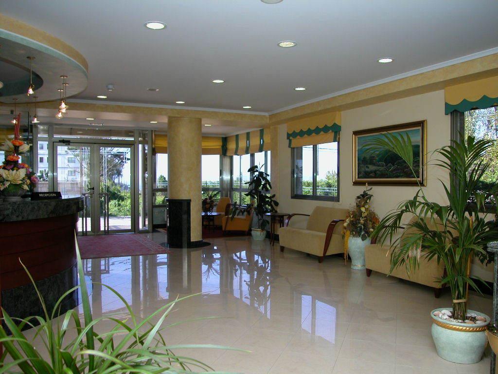 Hotel Pineiro 2 Estrellas Superior 아란자다 외부 사진