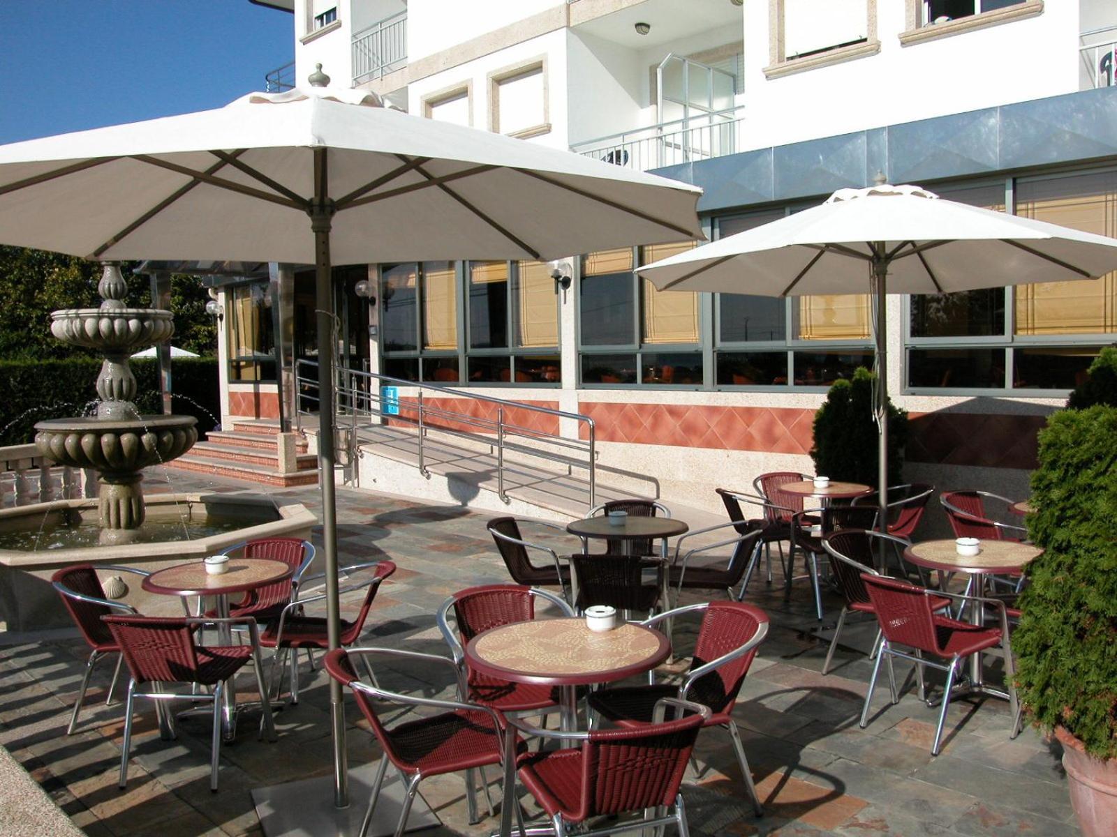 Hotel Pineiro 2 Estrellas Superior 아란자다 외부 사진