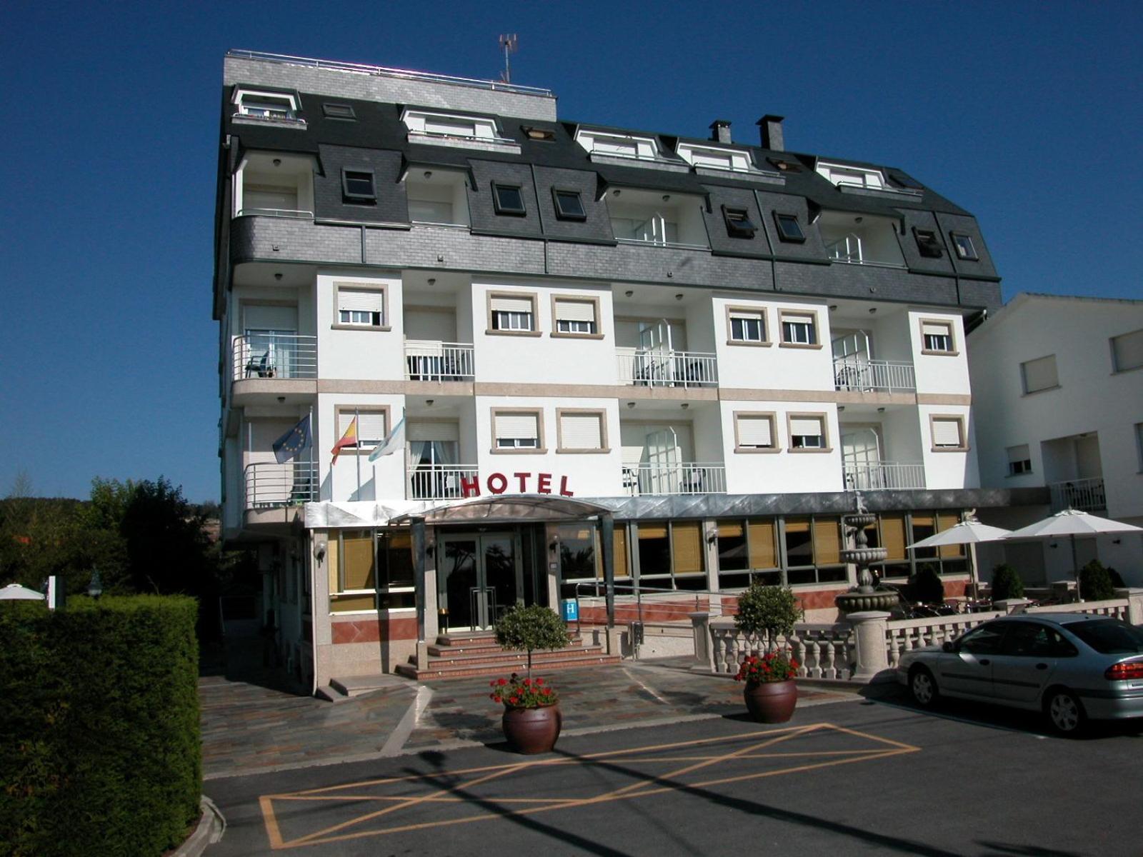 Hotel Pineiro 2 Estrellas Superior 아란자다 외부 사진