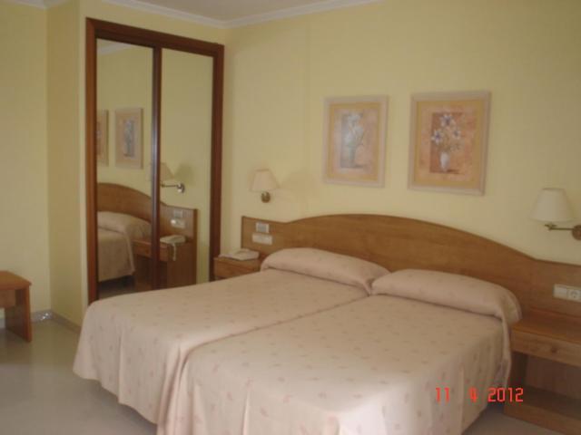 Hotel Pineiro 2 Estrellas Superior 아란자다 외부 사진