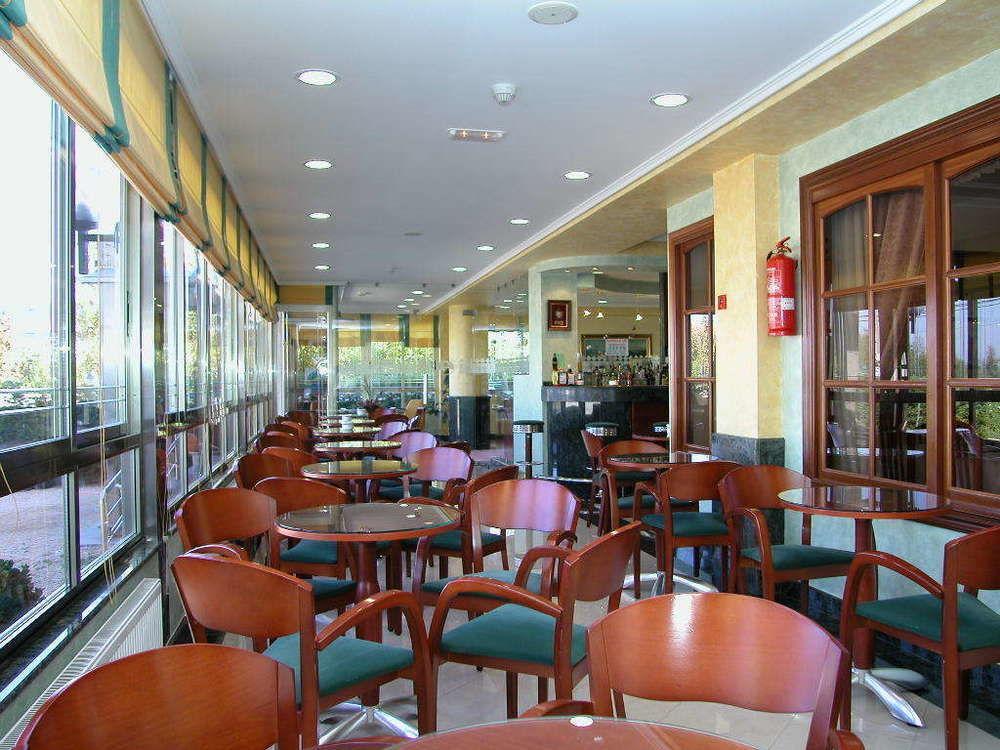 Hotel Pineiro 2 Estrellas Superior 아란자다 외부 사진